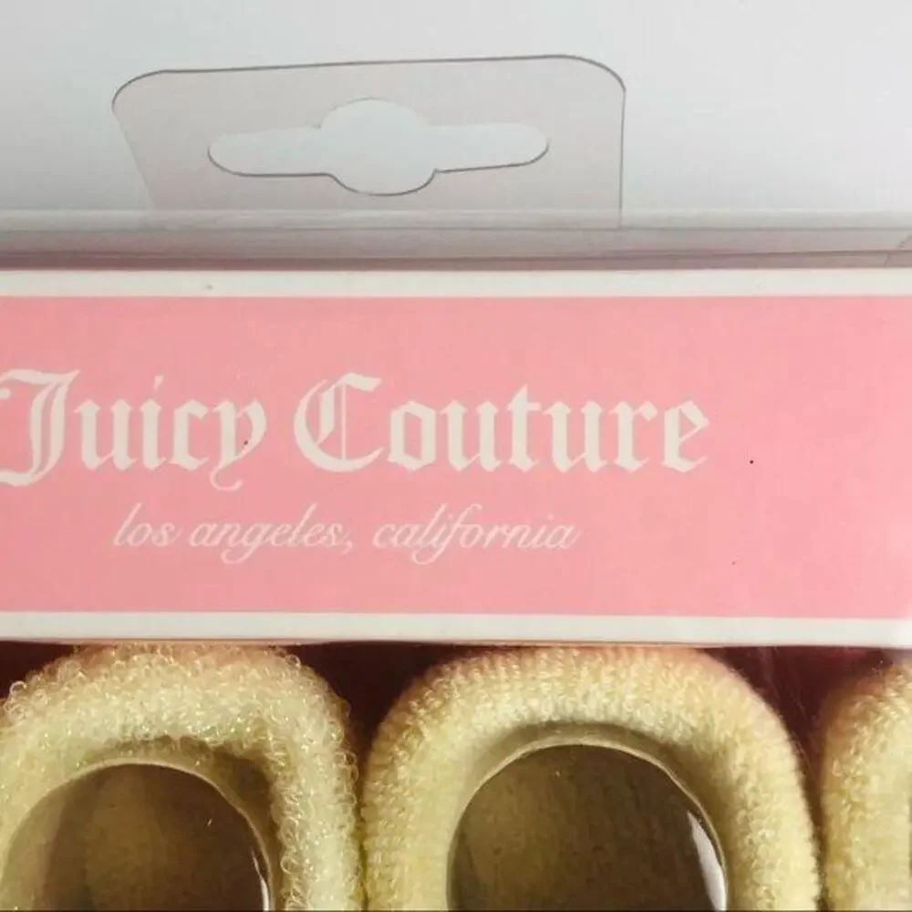 Juicy Couture Baby Girl Sock Set Sz 6-12M